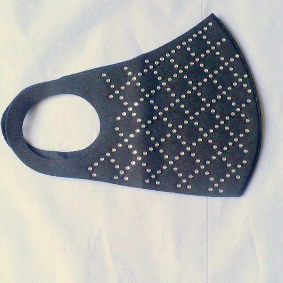 ❤️ NEW Diamond Stud Face Mask Black Beautiful Glam Mask - Picture 3 of 5